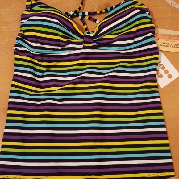 Reduced! Ocean Core Bamboo Island bathing suit top - Picture 6 of 8